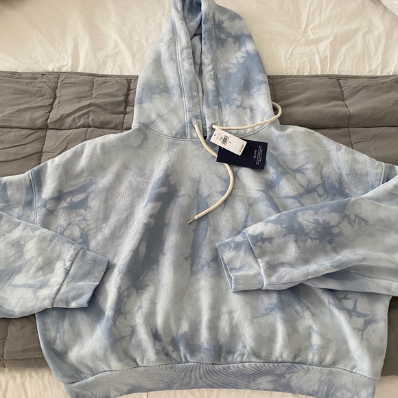Gap Tie-dye Cropped Sweatshirt - Picture 1 of 3
